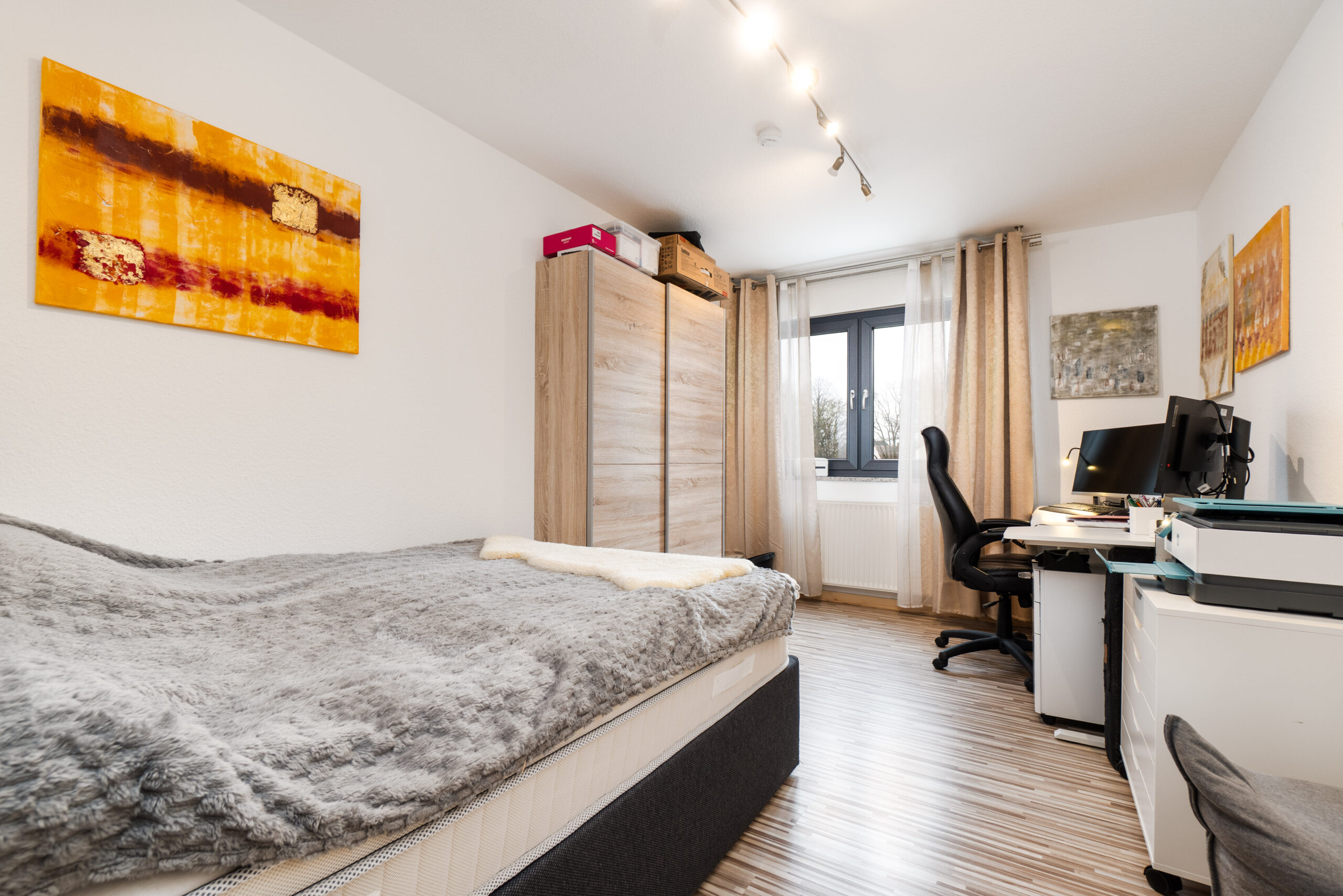 Schlafzimmer 1OG (2)